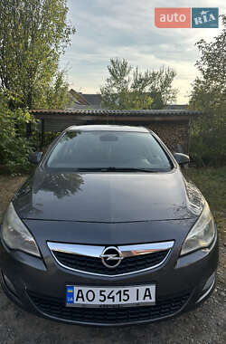 Хетчбек Opel Astra 2010 в Хусті