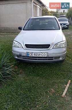 Хэтчбек Opel Astra 2000 в 