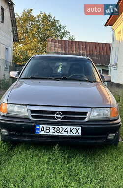 Седан Opel Astra 1993 в 
