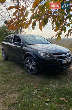 Хэтчбек Opel Astra 2006 в Киеве