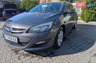 Универсал Opel Astra 2015 в Ивано-Франковске