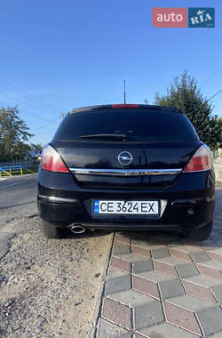 Хэтчбек Opel Astra 2006 в 
