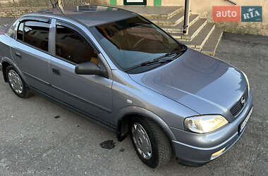 Седан Opel Astra 2007 в 