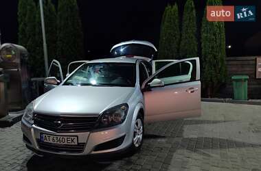 Хетчбек Opel Astra 2010 в Івано-Франківську