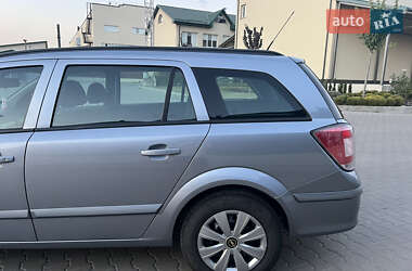 Универсал Opel Astra 2008 в Рожище