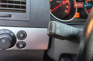 Хэтчбек Opel Astra 2009 в 
