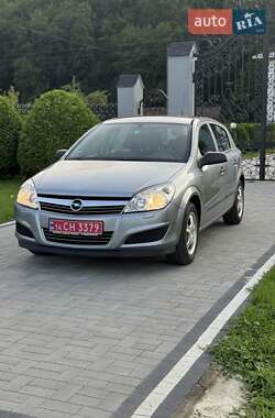 Opel Astra 2009