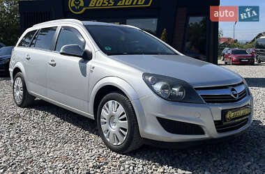 Универсал Opel Astra 2010 в Коломые