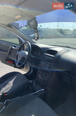 Седан Opel Astra 2008 в 
