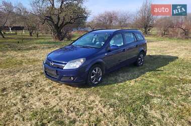 Универсал Opel Astra 2005 в 