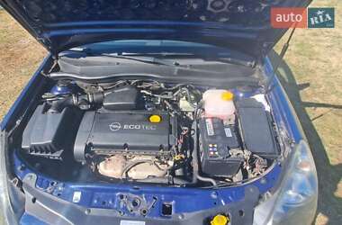 Универсал Opel Astra 2005 в 