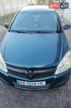 Хэтчбек Opel Astra 2007 в 