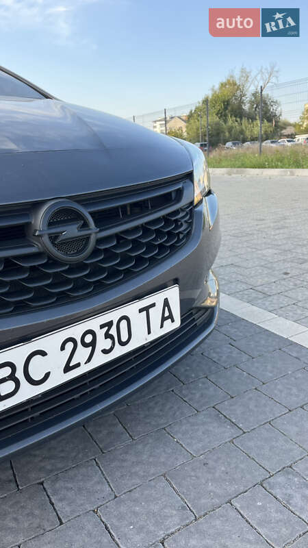Універсал Opel Astra 2016 в Львові