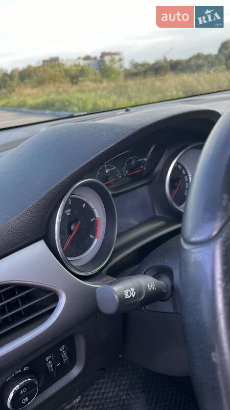 Універсал Opel Astra 2016 в Львові