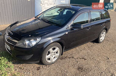 Універсал Opel Astra 2008 в Черкасах