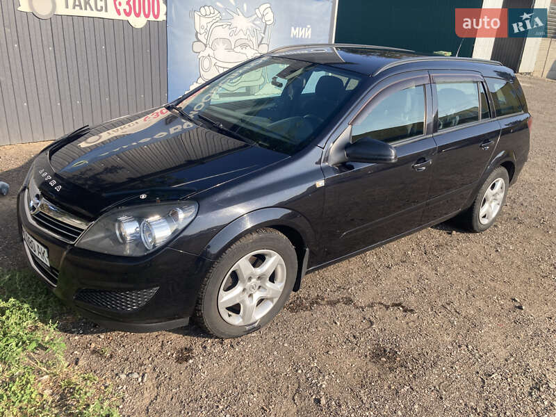 Универсал Opel Astra 2008 в Черкассах