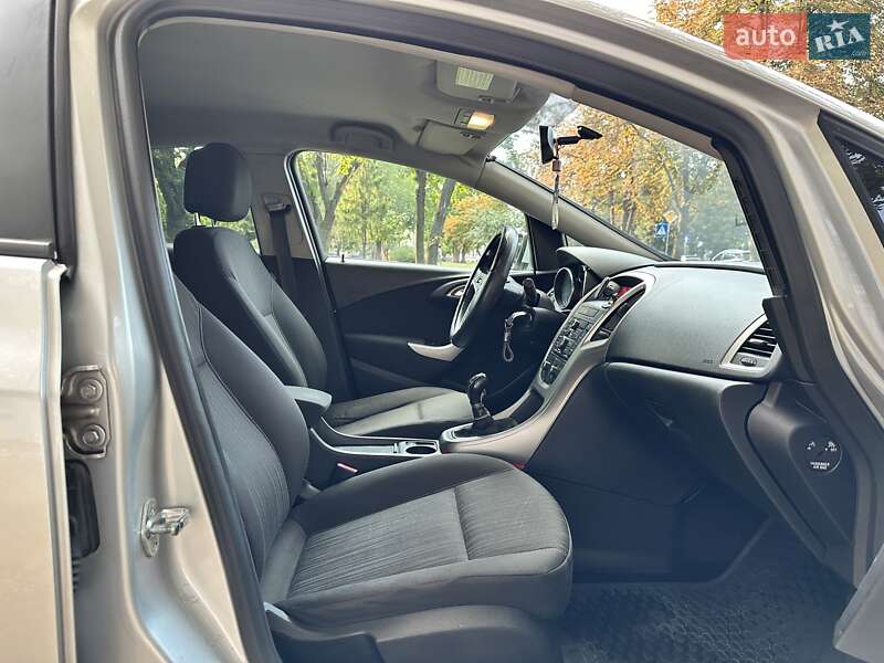 Хэтчбек Opel Astra 2010 в Белой Церкви