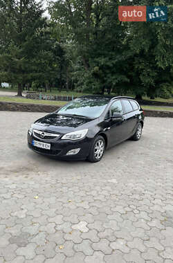 Opel Astra 2011