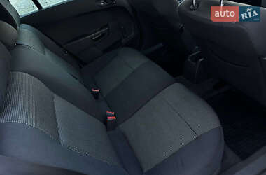 Универсал Opel Astra 2006 в 