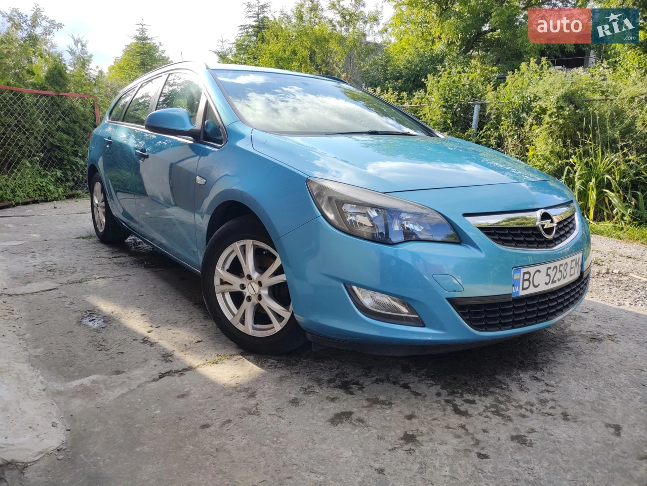 2011 Opel Astra - мініатюра 28