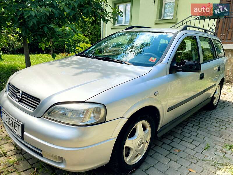 Универсал Opel Astra 2000 в 