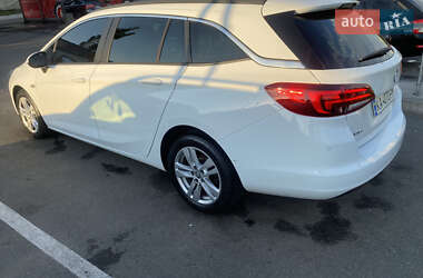Универсал Opel Astra 2018 в 
