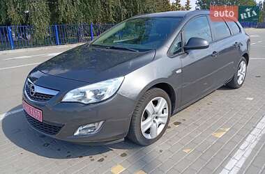 Универсал Opel Astra 2011 в Ковеле