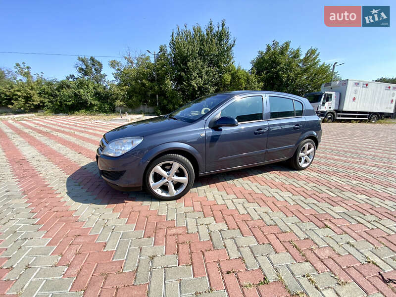 Хэтчбек Opel Astra 2008 в Белой Церкви