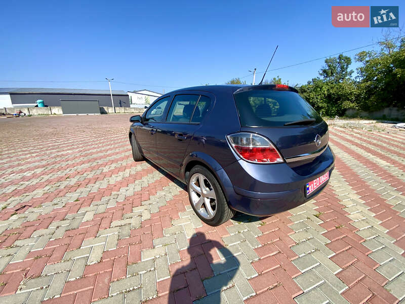 Хэтчбек Opel Astra 2008 в Белой Церкви