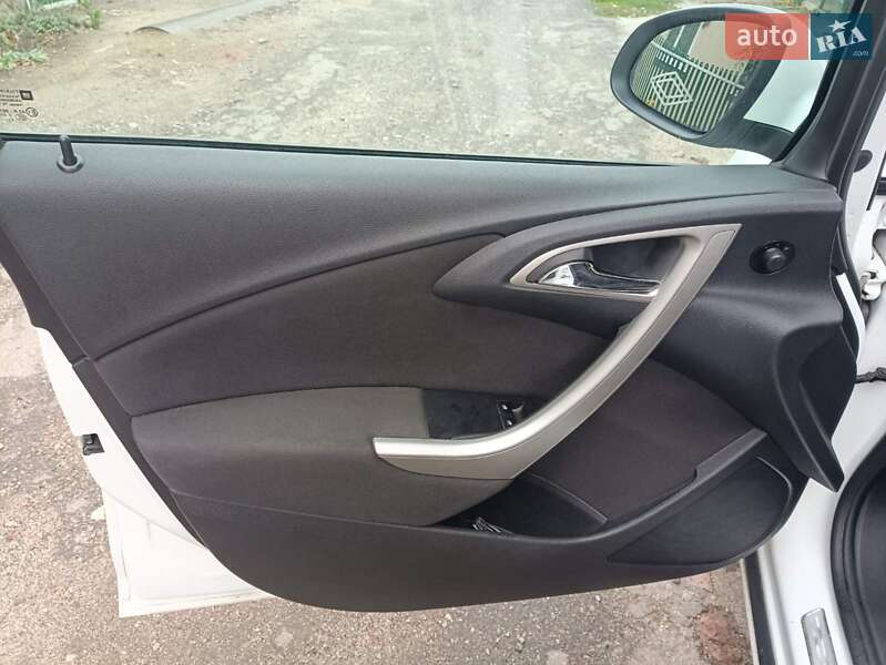 Універсал Opel Astra 2011 в Кропивницькому фото 12 Універсал Opel Astra 2011 в Кропивницькому