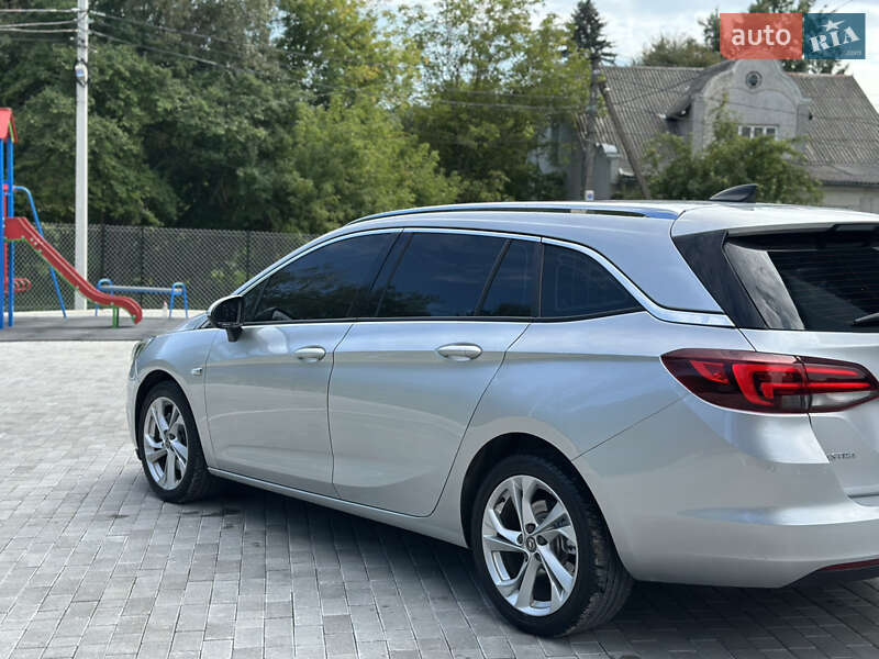 Универсал Opel Astra 2016 в Кременце