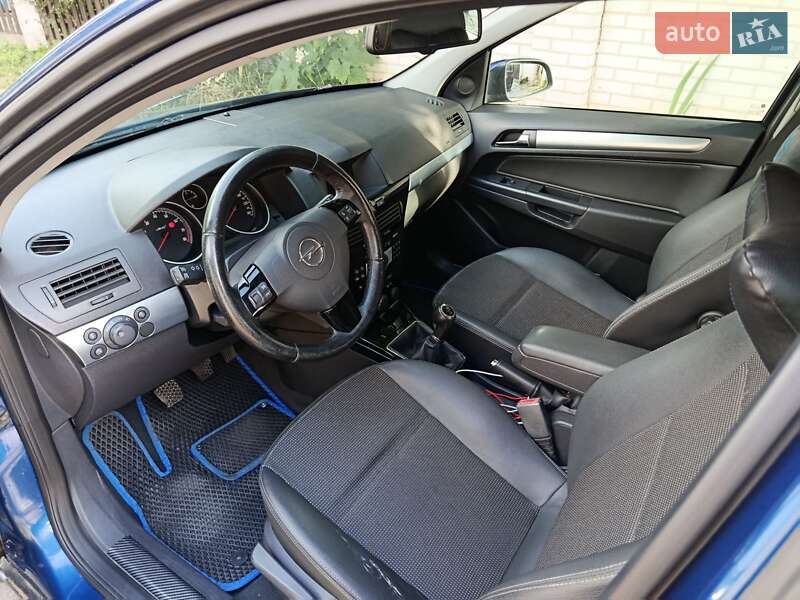 Универсал Opel Astra 2009 в Борисполе