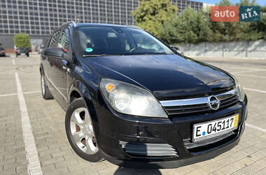 Универсал Opel Astra 2005 в 
