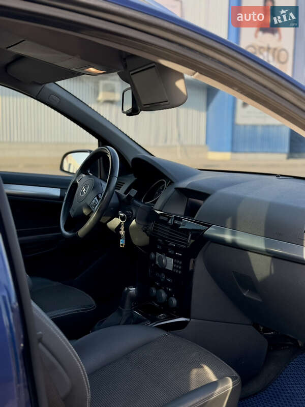 Универсал Opel Astra 2009 в Ковеле