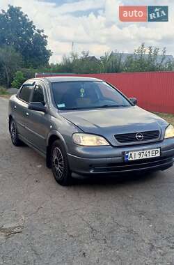 Седан Opel Astra 2007 в Обухові