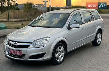 Универсал Opel Astra 2007 в Луцке