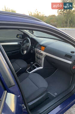 Універсал Opel Astra 2007 в 