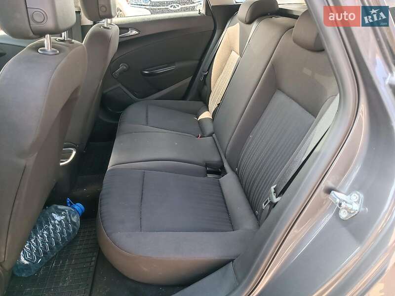 Универсал Opel Astra 2012 в Харькове