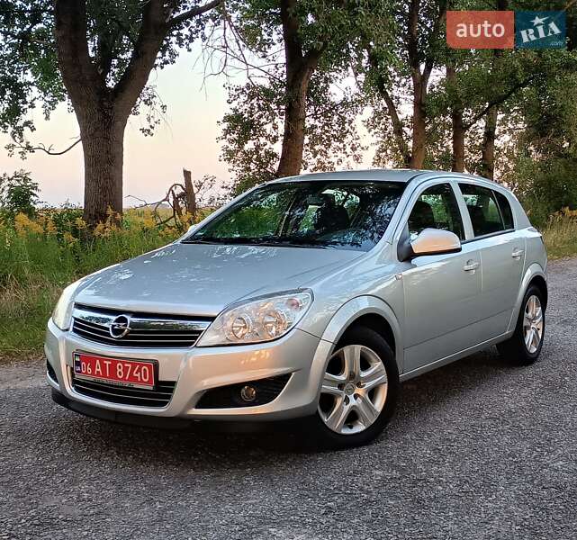 Opel Astra 2009