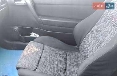 Купе Opel Astra 2000 в 