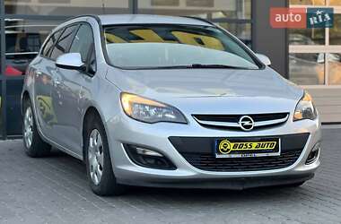 Универсал Opel Astra 2014 в Ивано-Франковске