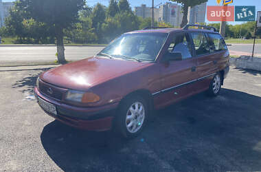 Универсал Opel Astra 1993 в 