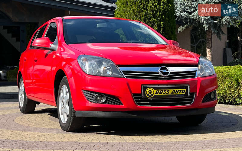 Opel Astra 2013