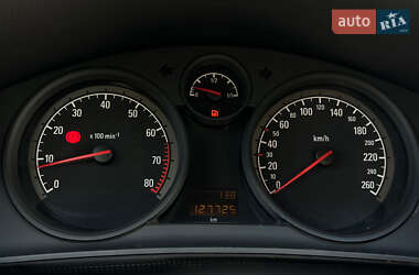 Хэтчбек Opel Astra 2013 в 