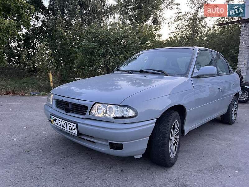 Opel Astra 1995 Opel Astra 1995