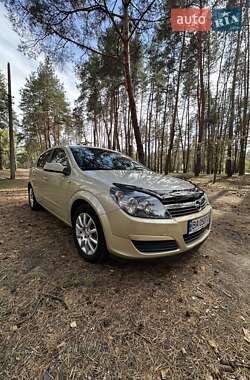 Хэтчбек Opel Astra 2005 в Кропивницком