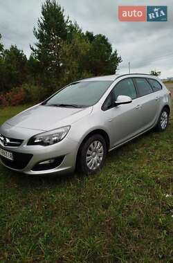 Универсал Opel Astra 2015 в Богородчанах