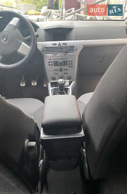 Универсал Opel Astra 2006 в 