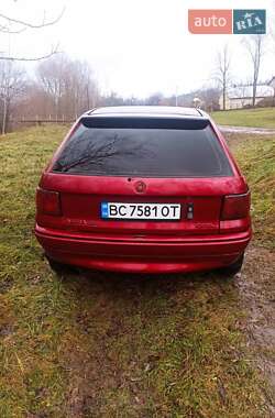 Хэтчбек Opel Astra 1992 в 