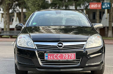 Хэтчбек Opel Astra 2007 в 